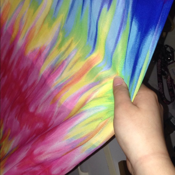 Dress - Picture 3 of 4